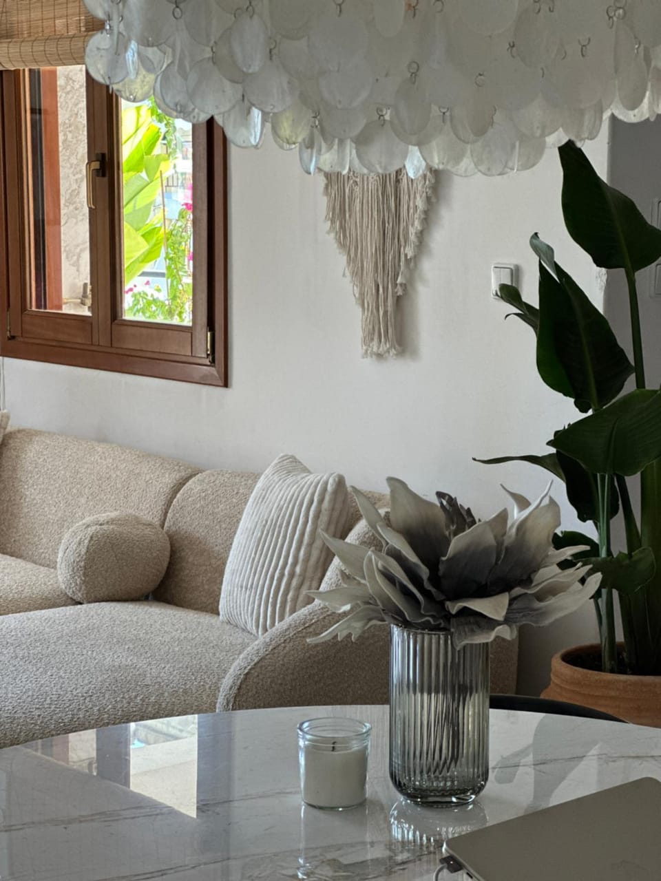 Living room, Decorative detail