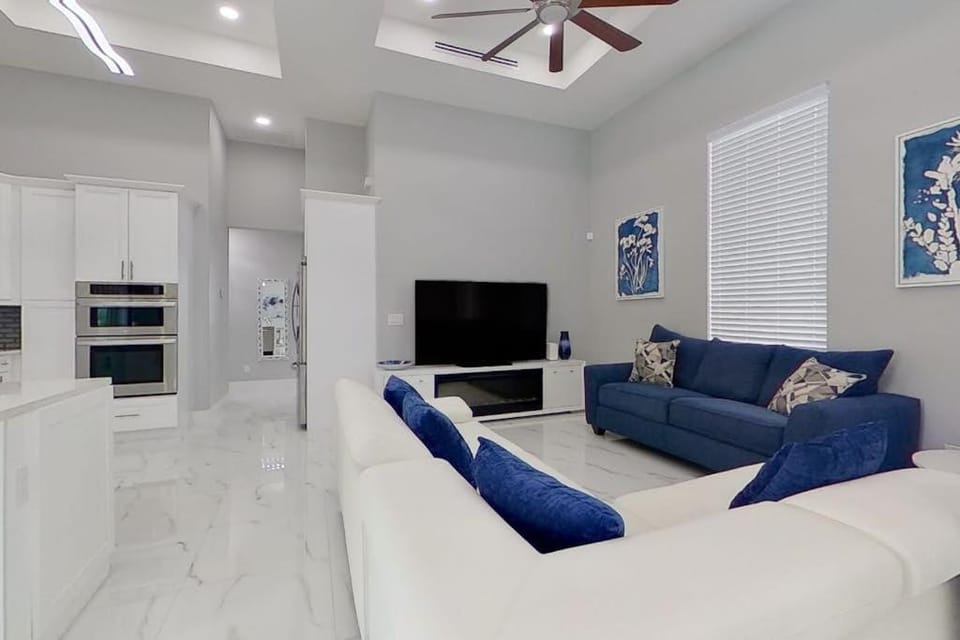 Stress-free Estate House in Cape Coral