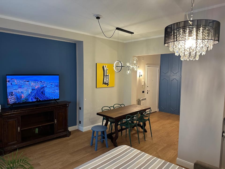 Communal lounge/ TV room, TV and multimedia
