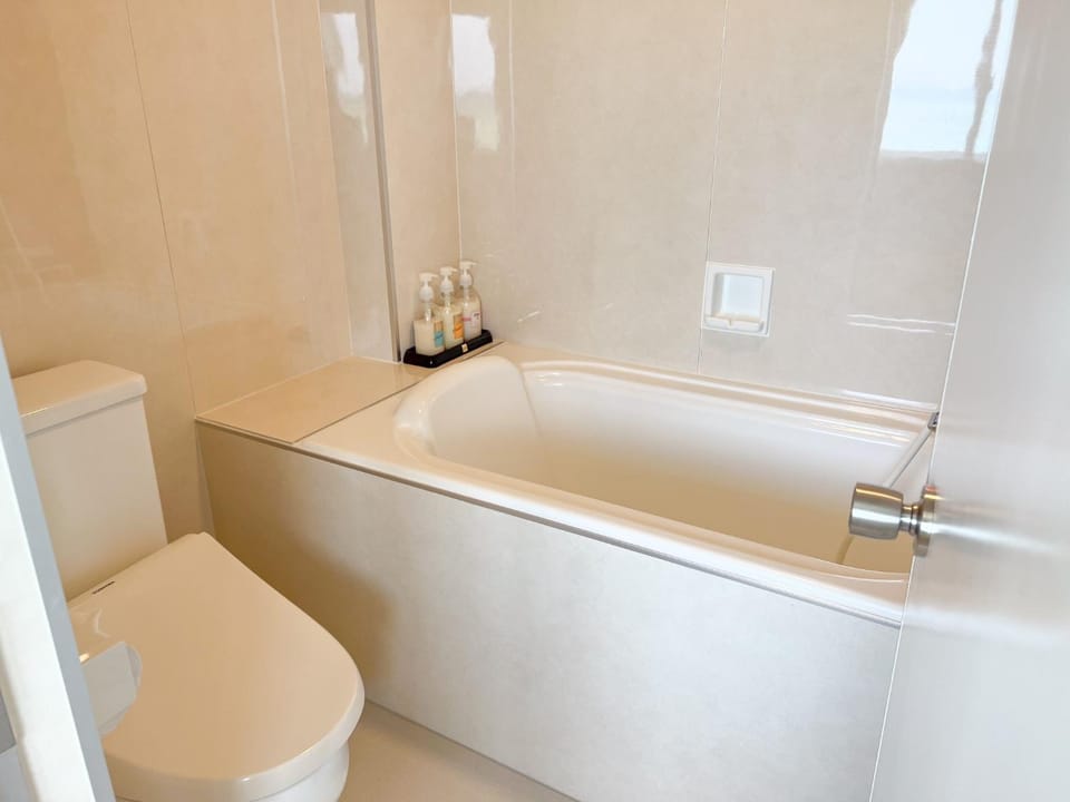 Golden Sun Beach Hotel - Vacation STAY 51362v Hotel in Okinawa Prefecture