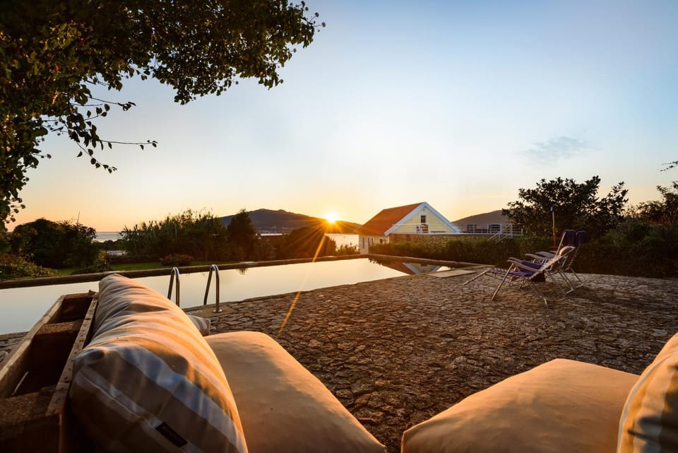 Natural landscape, Garden, Balcony/Terrace, Garden view, Mountain view, River view, Sea view, Swimming pool, Sunset, sunbed