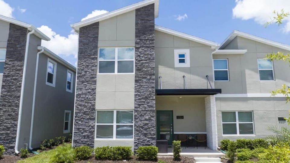 Splendid 5Bd Close to Disney at Storey Lake 4251 House in Kissimmee