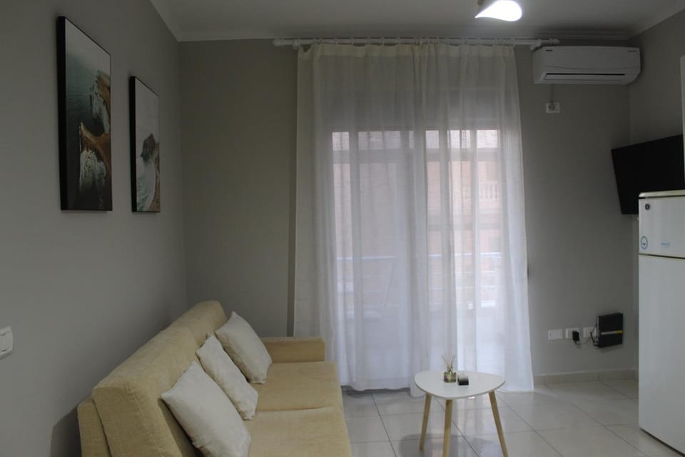Leon Lungomare apartment Apartment in Vlorë