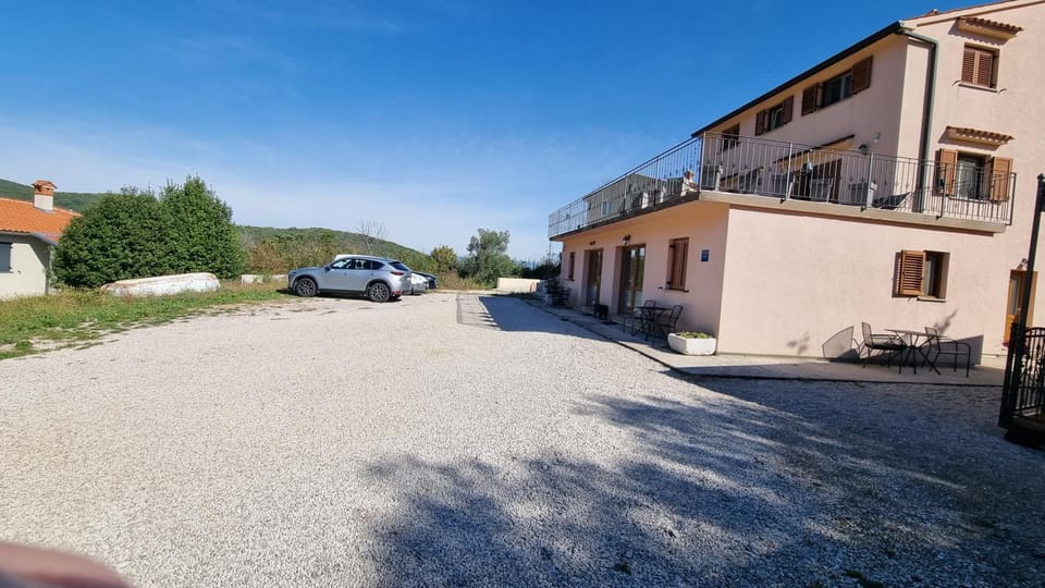 Property building, Neighbourhood, Natural landscape, Parking