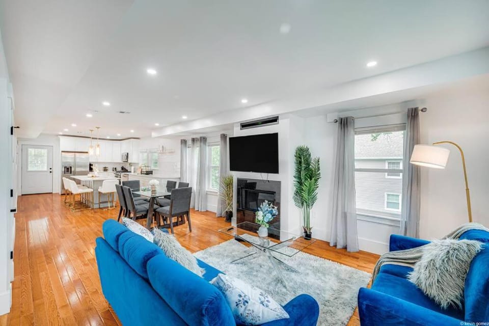 Charming Milton Escape- Blue Hills Reservation Apartment in Milton