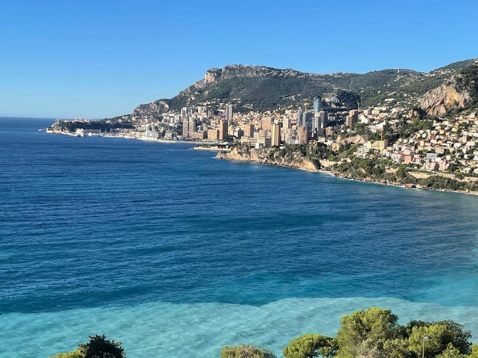 Aux portes de Monaco superbe T3 vue mer Apartment in Roquebrune-Cap-Martin