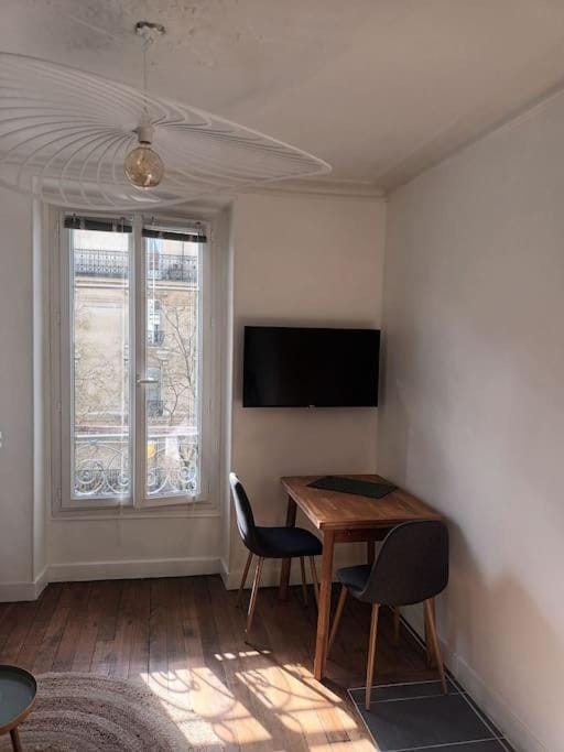 Très Parisien et ensoleillé Apartment in Paris