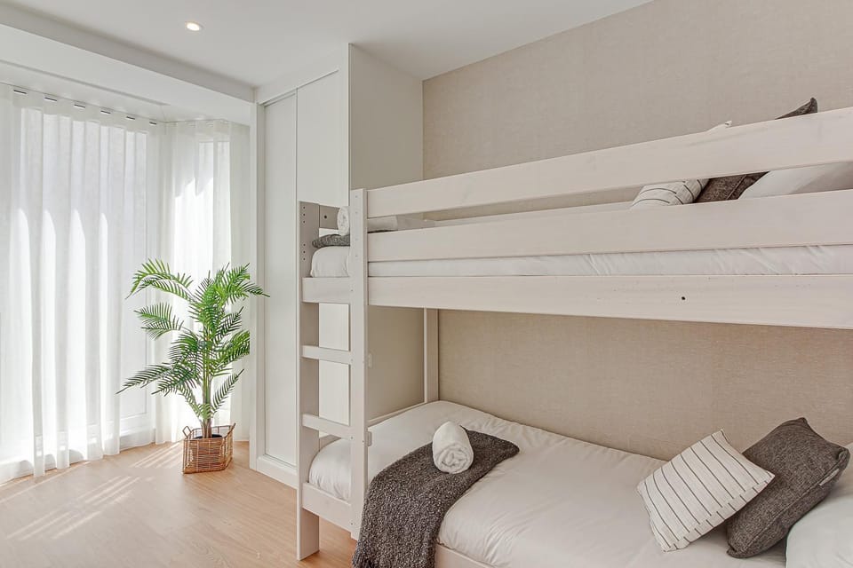 Bed, Bedroom, bunk bed