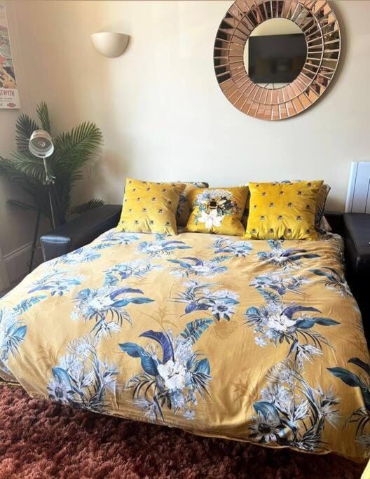Sunny View Apartment in Aberystwyth