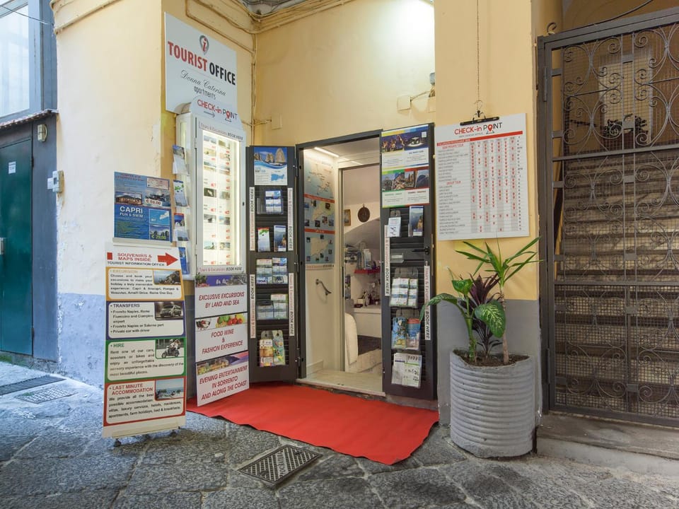 Activities, Lobby or reception