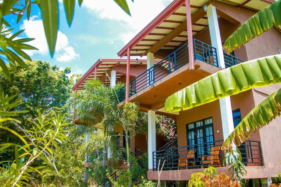 Property building, Spring, Day, Garden, View (from property/room), Balcony/Terrace, Balcony/Terrace, Garden view