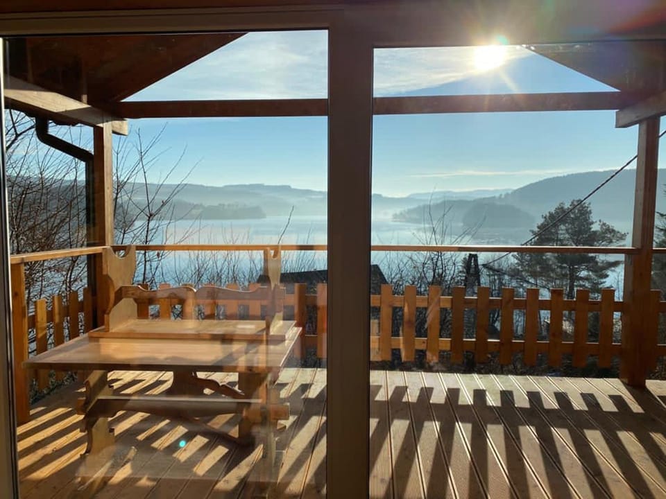 Natural landscape, View (from property/room), Balcony/Terrace, Lake view, Mountain view