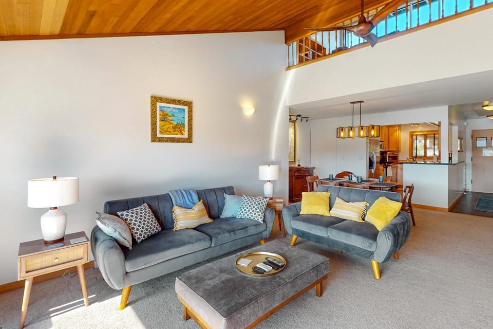 Ludlow Seaside Hale' Apartment in Port Ludlow