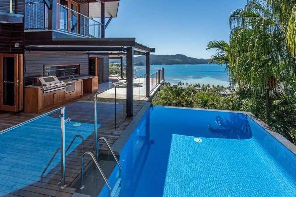 Sea view, Swimming pool
