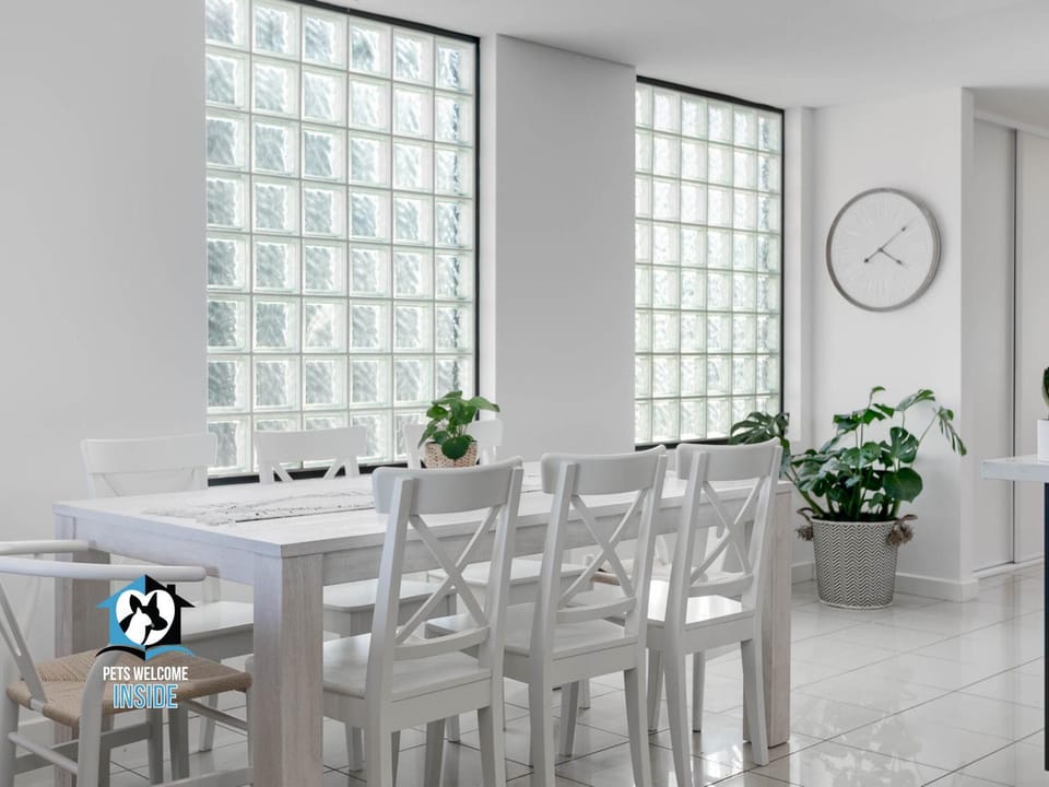 Decorative detail, Dining area, Dinner