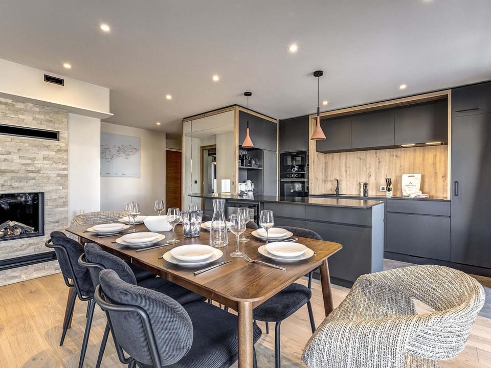 Spacieux 4 chambres à Courchevel avec parking et wifi - FR-1-563-136 Apartment in Saint-Bon-Tarentaise