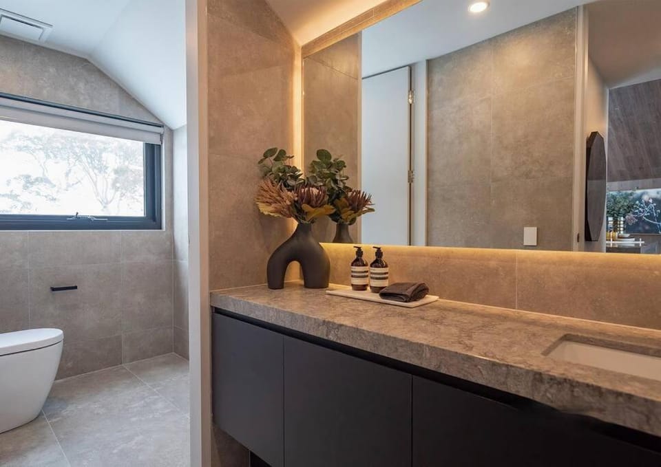 Snow Gum Apartment in Hotham Heights