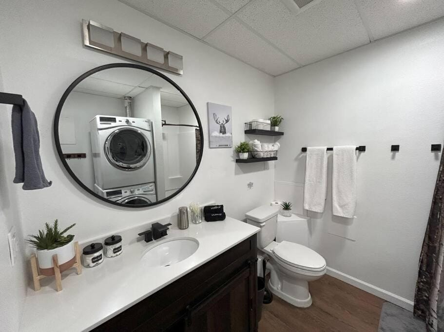 Birch Suite: 2 Bedroom, King Bed, Pour Over Coffee Apartment in Fairbanks