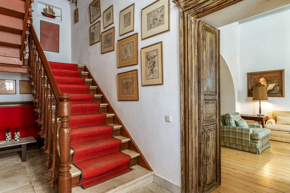 Property building, Living room
