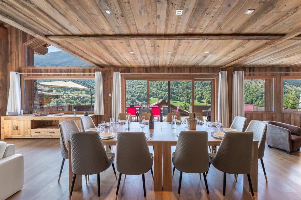 Chalet Kashmir 5MIN des pistes en voiture parking privé, spa, sauna Chalet in Les Allues