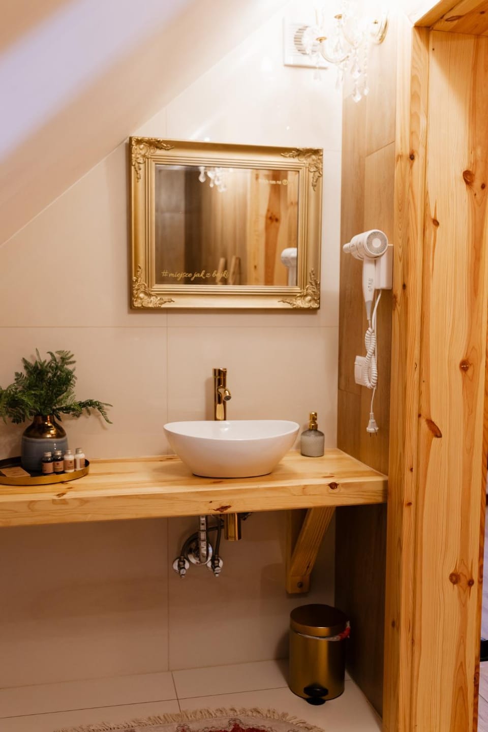 Apartament z wanną wolnostojącą Apartment in Greater Poland Voivodeship