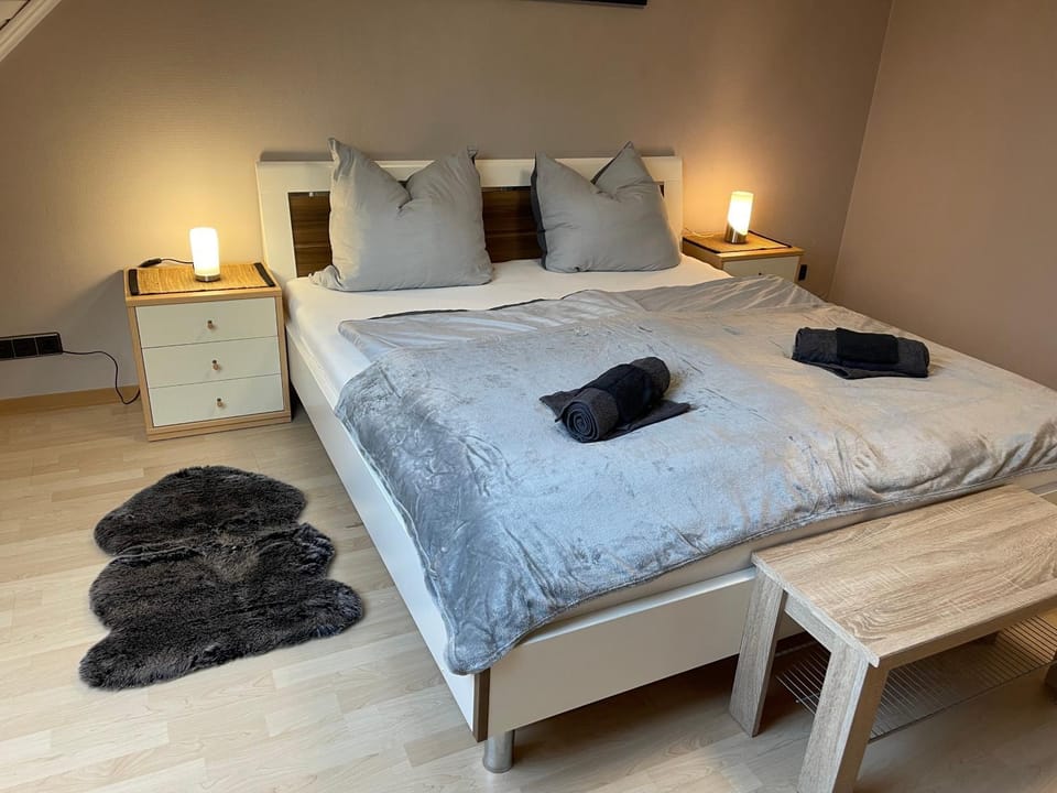 Living room, Bedroom