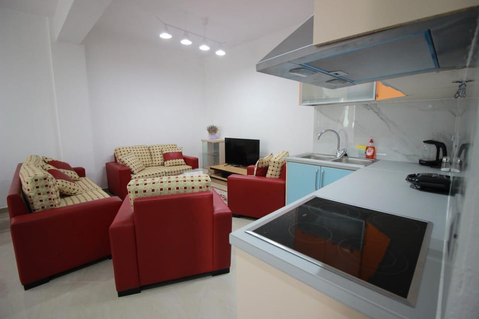 Kitchen or kitchenette, Seating area