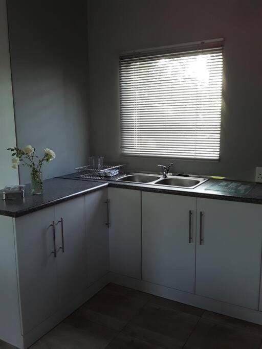 de Klerens Gems : Emerald Self Catering Unit Apartment in South Africa