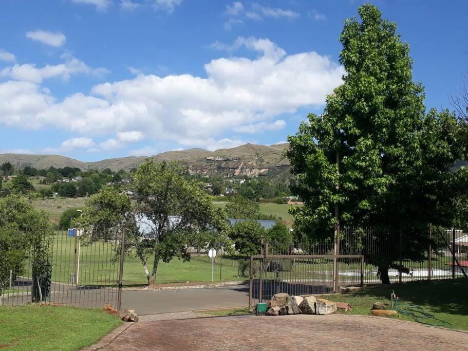 de Klerens Gems : Emerald Self Catering Unit Apartment in South Africa