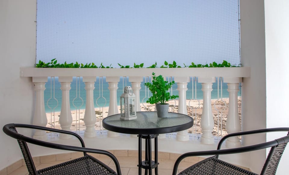 Patio, Sea view
