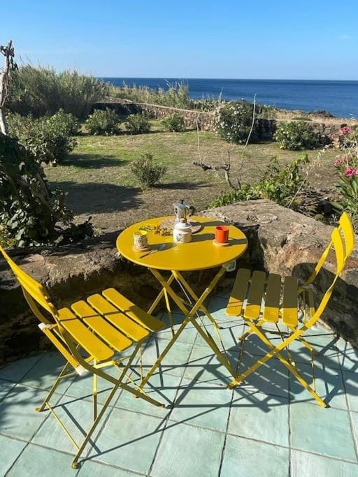 Casa Nocilla, un dammuso sul mare! House in Sicily