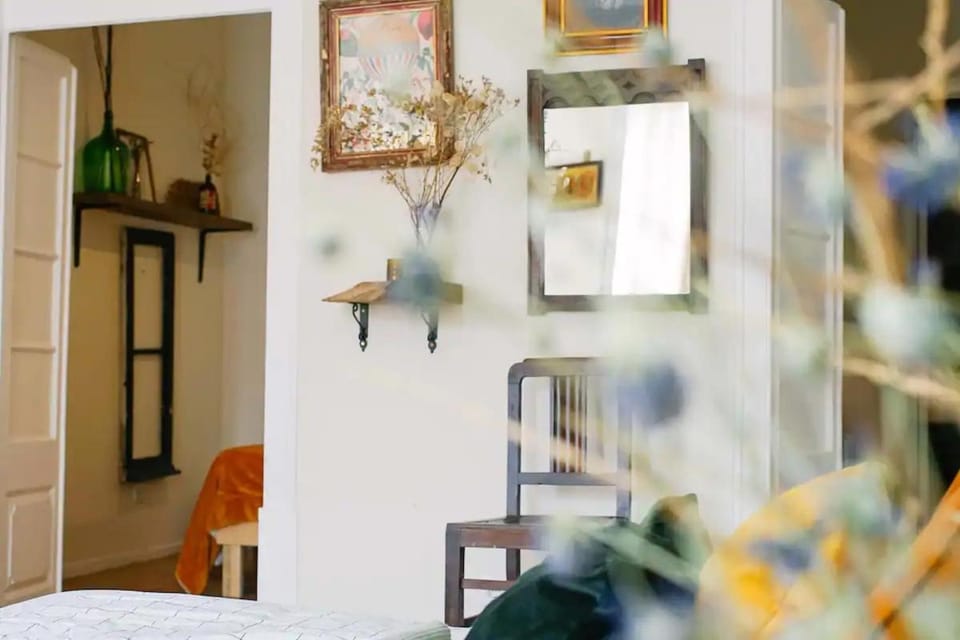Decorative detail, Bedroom