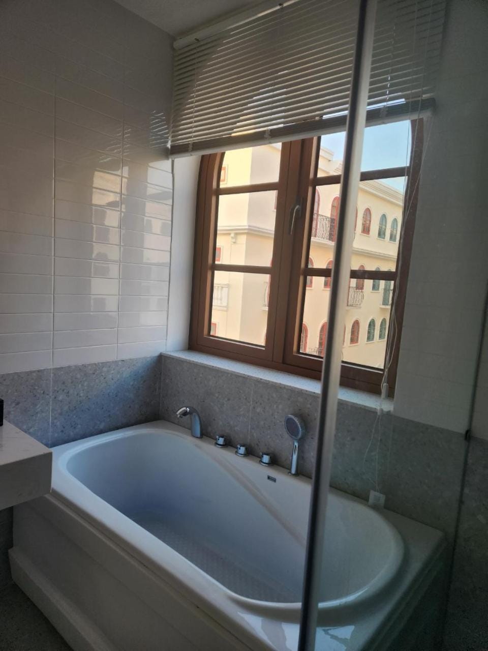 Bathroom, Bath