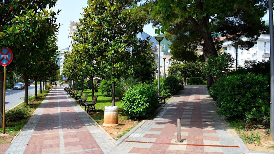 Inner courtyard view