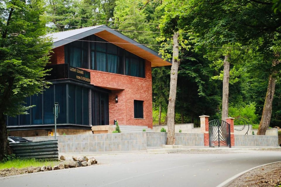 Property building, Spring, Day, Street view