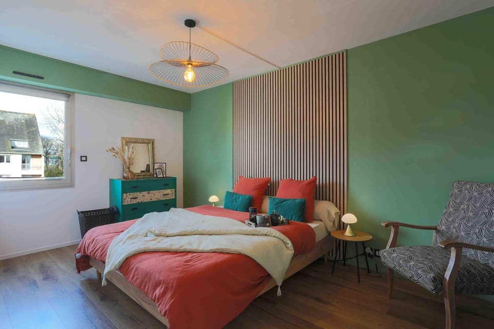 Living room, Bedroom