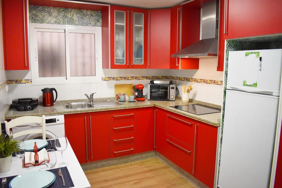Apartment with jacuzzi en Torremolinos, Garipolo 1 by NAMASTE ELITE Apartment in Torremolinos
