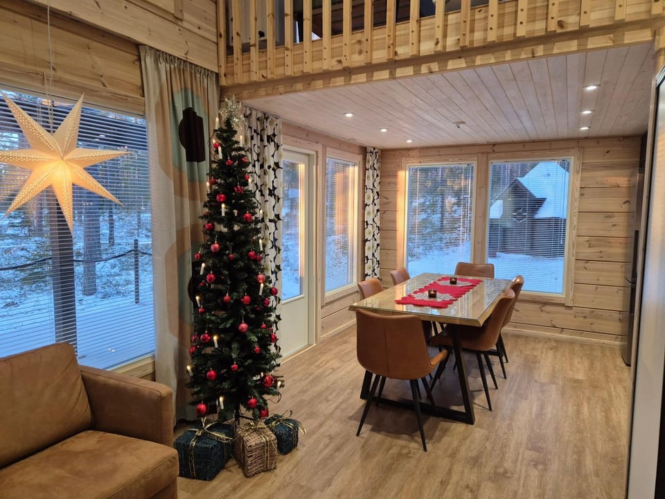 Living room, Dining area