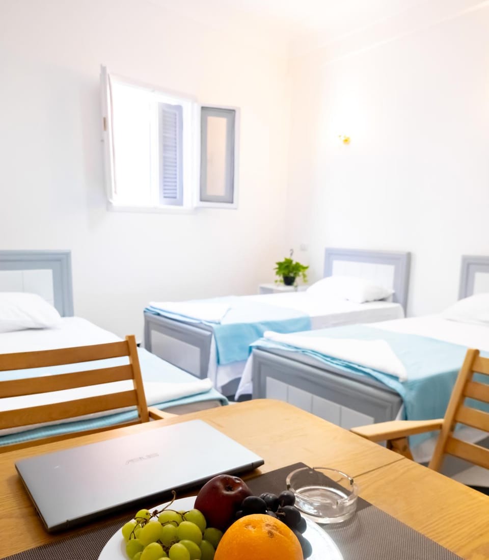 Dining area, Bedroom