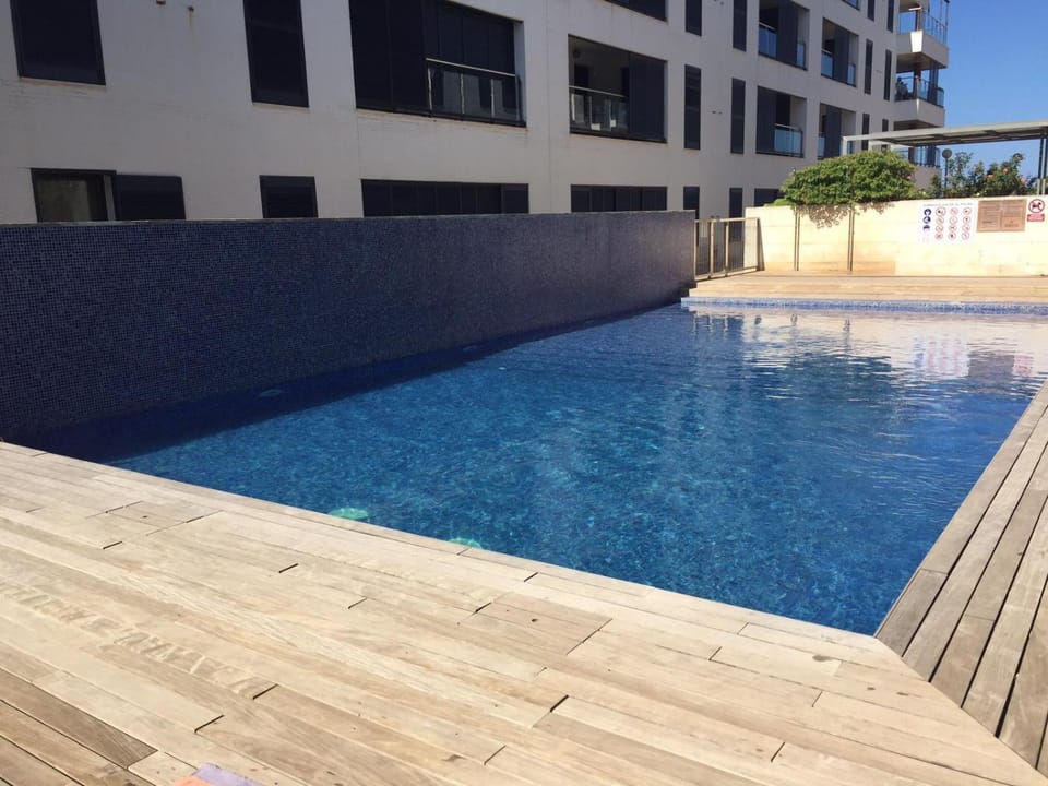 apartamento amplio en planta baja con terraza CALA BUSQUETS Apartment in Ciutadella de Menorca