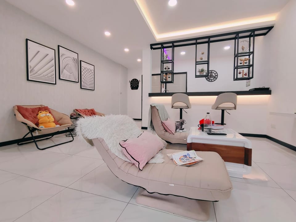 C Boutique Townhouse Station 18 Ipoh By irainbow Apartment in Ipoh