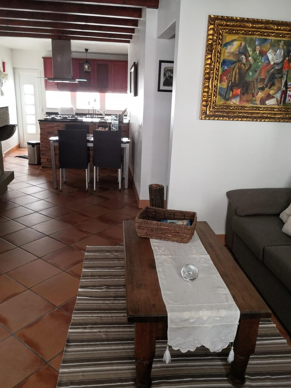 Kitchen or kitchenette, Living room