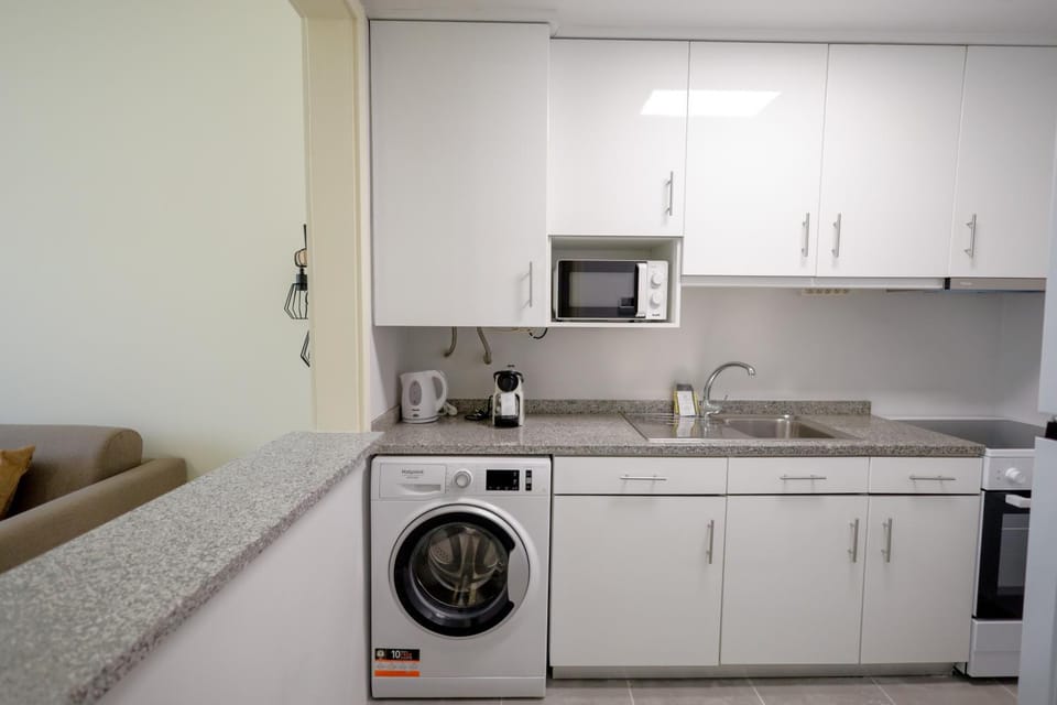 Kitchen or kitchenette, minibar, pet friendly, stove, washing machine
