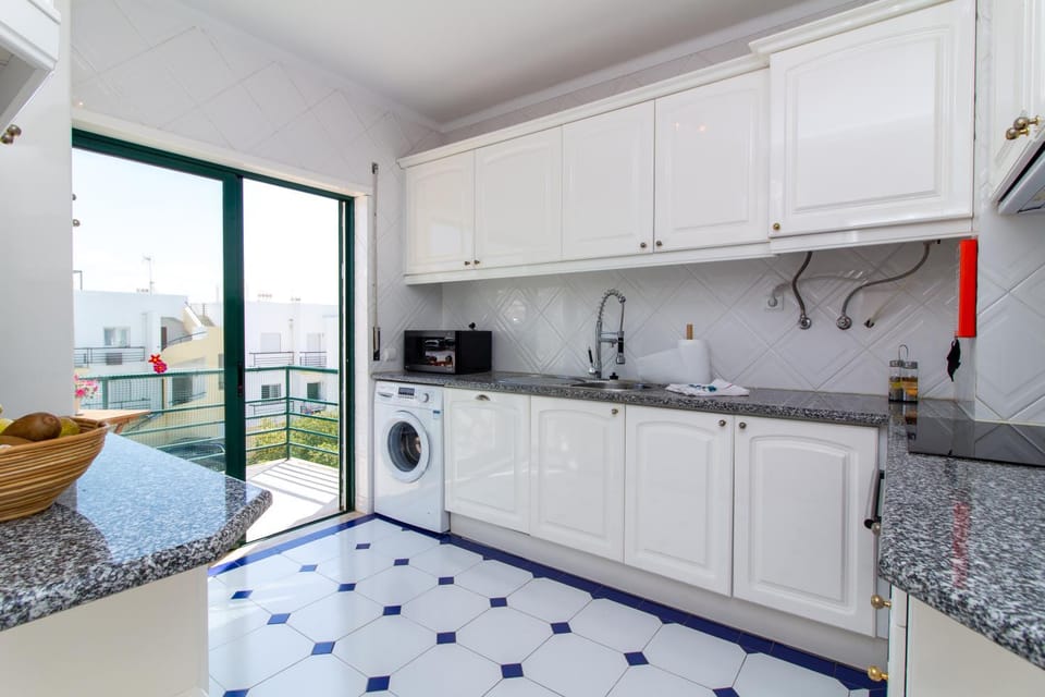Balcony/Terrace, Kitchen or kitchenette, dishwasher, minibar, pet friendly, stove, washing machine