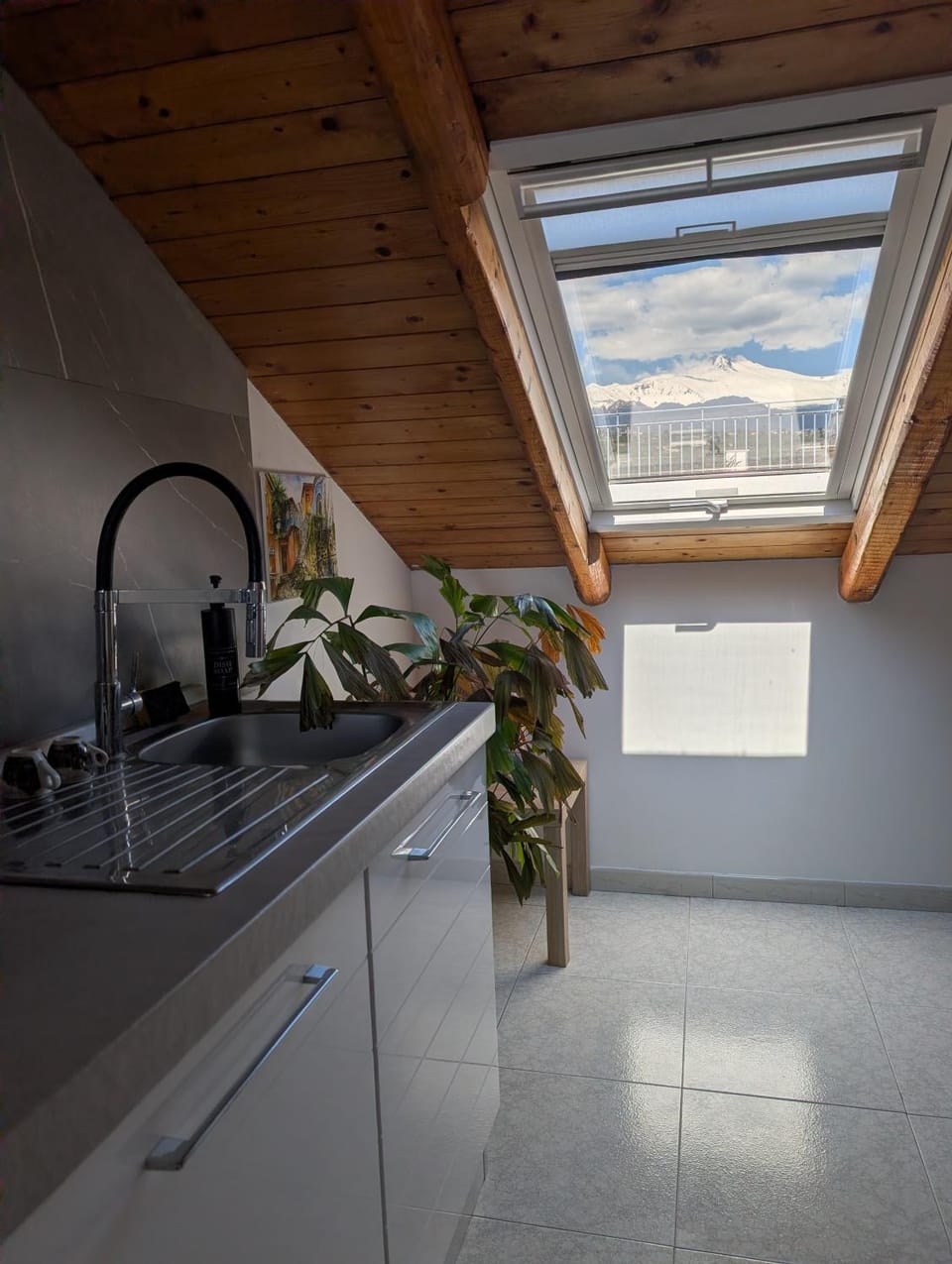 Luxury B&b Euphorbia Bed and Breakfast in Acireale