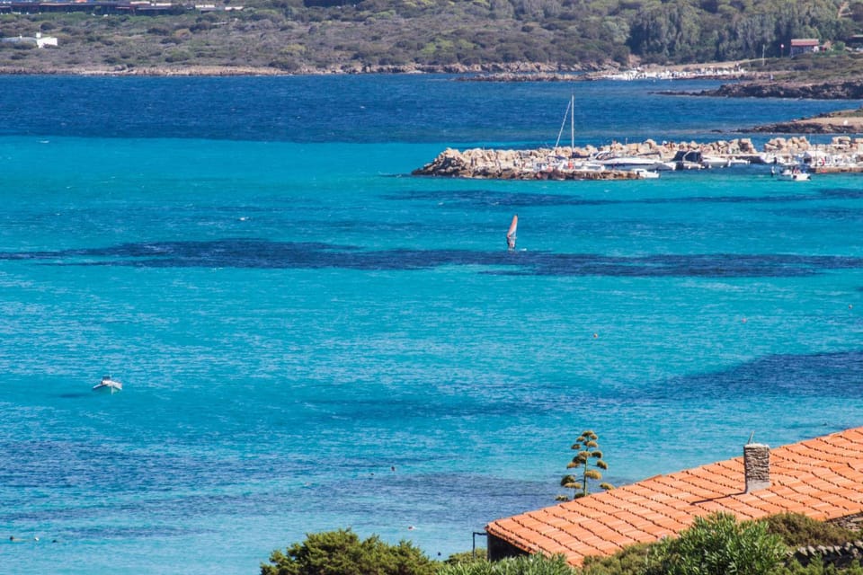 Charming Small Villa Bella villetta Sleeps 4 no pool Apartment in Sardinia