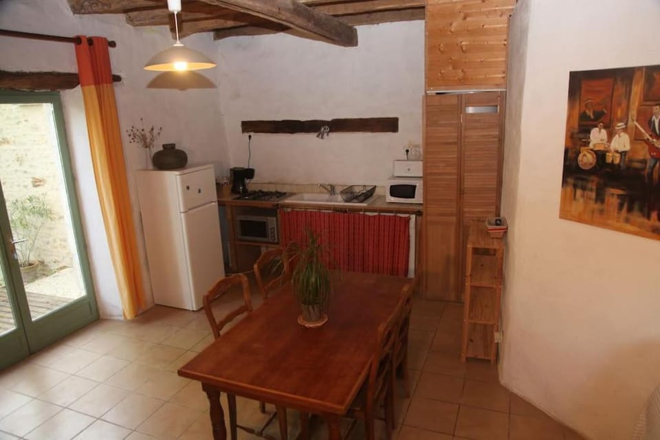 Sérénité à la ferme équestre House in Nouvelle-Aquitaine