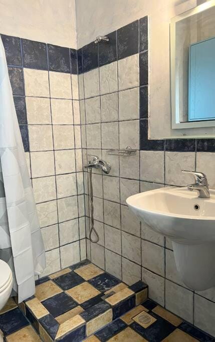 Pink House 2 Apartment in Palaiochora