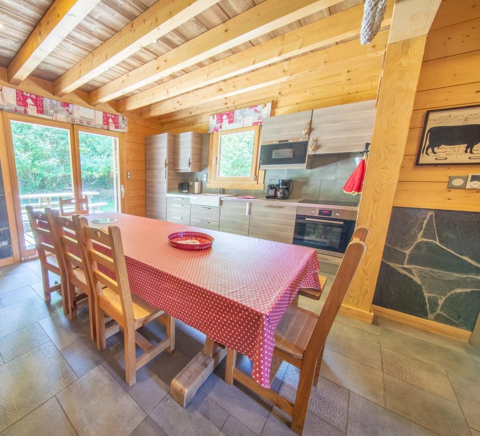 Chalet Cafourotte, au calme, SPA Chalet in Gérardmer