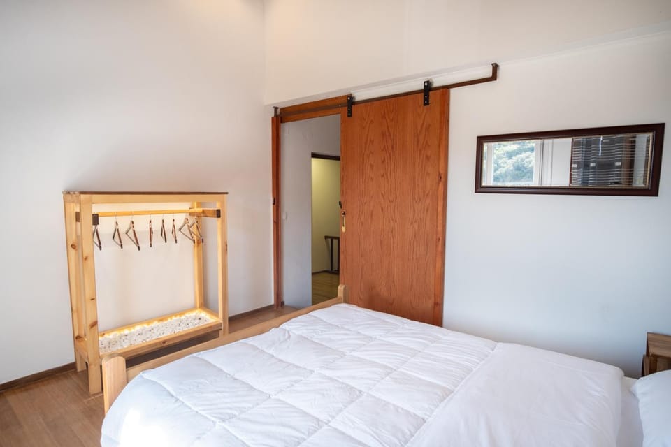 Bed, Bedroom, wardrobe